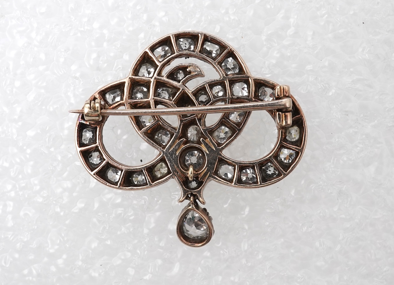 A Victorian diamond brooch, late 19th century